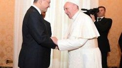 Irak Cumhurbaşkanı Salih’ten Papa’ya ziyaret