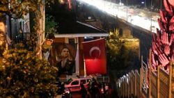 Beşiktaş'ta açılış için bırakılan torpiller panik yarattı
