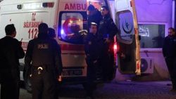 Beyoğlu'nda silahlı kavga: 3 yaralı