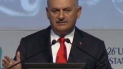 Başbakan konuşmasını İngilizce tamamladı