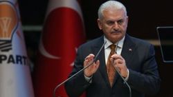 Başbakan: Referandum Nisan'ın ilk yarısında