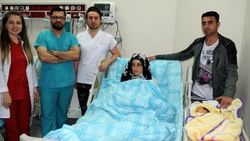 Hamile kadının rahminden bebeğin 2 katı kitle çıktı