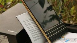 BlackBerry Passport bu kez altın kaplama
