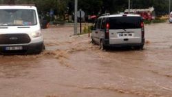 Bodrum'da sağanak yaşamı olumsuz etkiledi