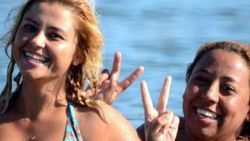 Bodrum'da turistler plajları doldurdu