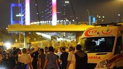 Boğaziçi Köprüsü'nde tank atışı: Yaralılar var