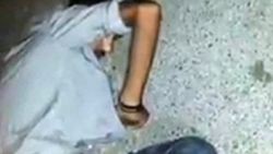Hatay'da bonzai kullanan genç sokak ortasında bayıldı İZLE