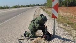 Diyarbakır'da bomba imhasında 1 asker yaralandı