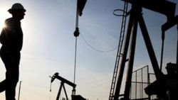 Brent petrol 56 doları zorluyor