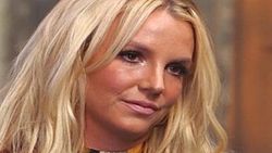 Britney Spears herkesi yıllarca aldatmış