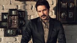 Bülent İnal'ın partneri Öykü Gürman oldu