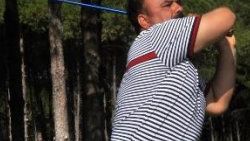 Bülent Serttaş golfe merak saldı