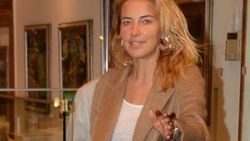 Burcu Esmersoy: Evlenmeyi düşünmüyorum