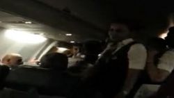 İstanbul uçağına sarhoş binen yolcu kavga çıkardı