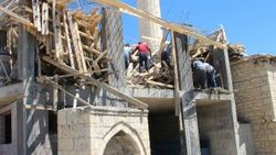 Mersin'de cami inşaatı çöktü: 1 ölü