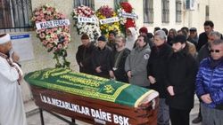 Sanatçı dostları Ergüder Yoldaş'ın cenazesine katılmadı