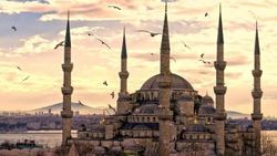 İstanbul'da Cuma salâsı yeniden başlıyor