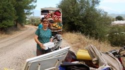 Antalyalılar yangından kaçıyor