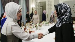 Emine Erdoğan polis eşlerine iftar verdi