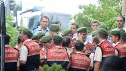 Diyarbakır'da 95 KCK sanığı tahliye edildi