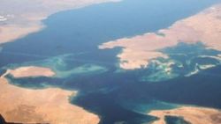 Tiran ve Sanafir adaları Mısır'a teslim edildi