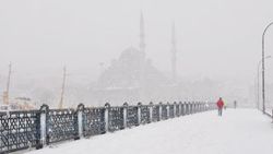Meteoroloji İstanbul'la ilgili kar tahminini değiştirdi