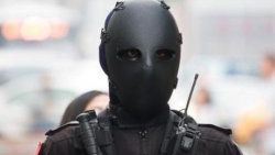 Tayvan ordusunda demir maskeli adamlar