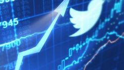 Kapatma kararı Twitter hisselerini uçurdu