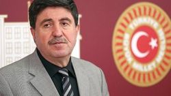 BDP'li Altan Tan partisini sert sözlerle eleştirdi