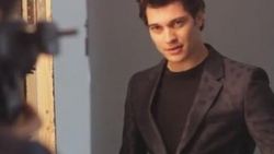 Çağatay Ulusoy - GQ Dergisi fotoğraf çekimi - izle