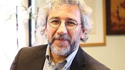 Can Dündar Trump'ı başkan seçen ABD halkını aşağıladı