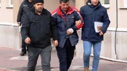 Yatalak babasının boğazını kesip intihara kalkıştı