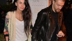 Caner Erkin'den Asena'ya jest