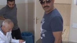 Cem Yılmaz oyunu kullandı