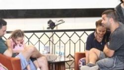 Ceyda Düvenci sevgilisi ve eski eşiyle bir araya geldi