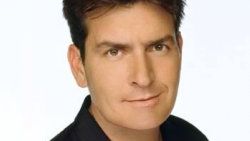 Charlie Sheen kızı için tehdit etti