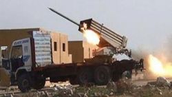 IŞİD Kobani'ye füzelerle saldırıyor