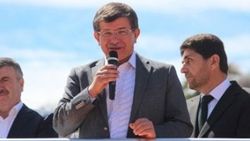 Ahmet Davutoğlu ilk mitingini Hakkari'de yapacak