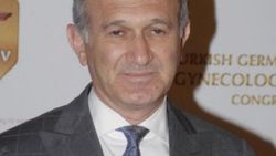 Almanya'da Türk bilim insanına onursal üyelik