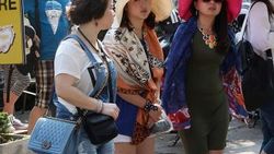 Çin'de hafta sonu tatili iki buçuk güne çıkarılıyor