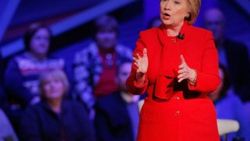 Clinton'dan Trump'a: Utanç verici