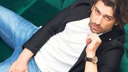 Alp Navruz'a dikiş atıldı