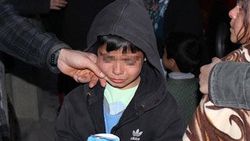 Evi yakan yaramaz çocuk annesini böyle teselli etti