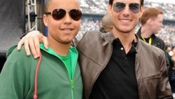 Tom Cruise'un oğlu Connor Cruise dinini arıyor