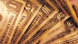 Dolar yükselişini sürdürüyor