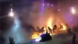 Taiwan'da konser alanı bir anda alev aldı