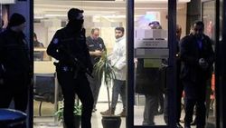 Güvenlik görevlisi banka soygununu önledi