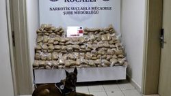 Otobüsün tavanında 264 kilogram eroin bulundu