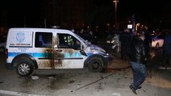 Adana'da trafik kazası: 1 ölü, 2'si polis 5 yaralı