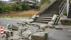 Japonya'da 6,1 büyüklüğünde deprem
